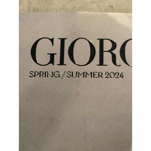 Giorgio Armani Spring Summer 2024 Lookbook Men’s Women’s Collection - Picture 2 of 5